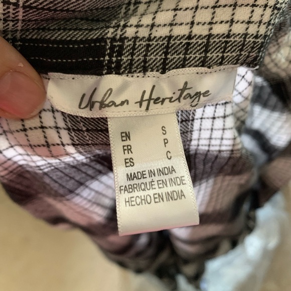 Black and White 100% Cotton Flannel High-low Button-Up Shirt faux Peplum waist - Picture 6 of 7